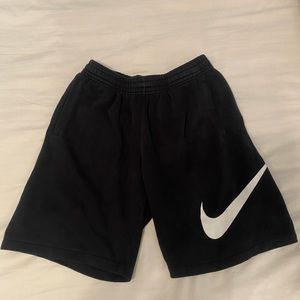 Mens Nike sweat-shorts size L